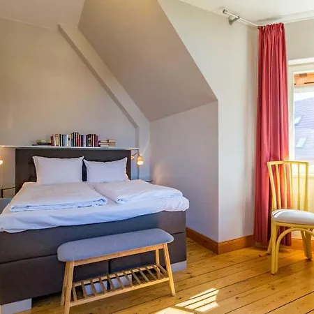 Haus Auf Dem Huegel Klassische 06 Apartamento *