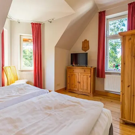 Haus Auf Dem Huegel Klassische 06 Apartment *