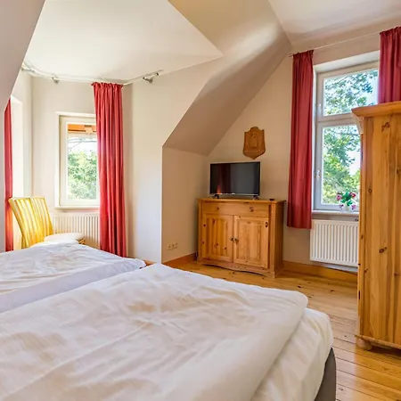 Haus Auf Dem Huegel Klassische 06 Apartmán