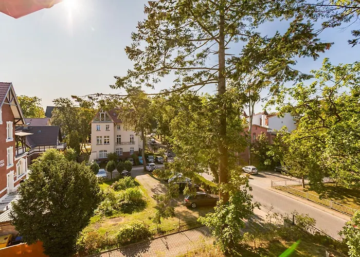 Haus Auf Dem Huegel Klassische 06 *